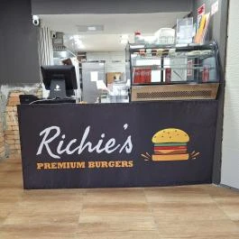 Richies Burger Móricz Óbuda, Budapest - Belső