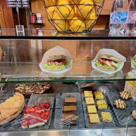 Robert Capa Cafe Budapest - Étel/ital