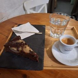 Robert Capa Cafe Budapest - Étel/ital