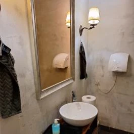 Robert Capa Cafe Budapest - Mosdó