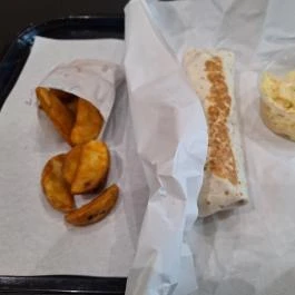 Roller Hotdog & Burger - Etele Plaza, Budapest, Budapest - Étel/ital