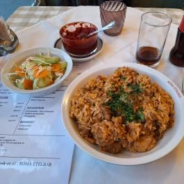 Róma Ételbár Budapest - Étel/ital