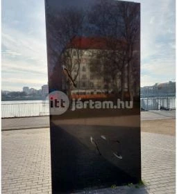 Roma Holokauszt Emlékmű