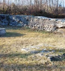 Római őrtorony romjai