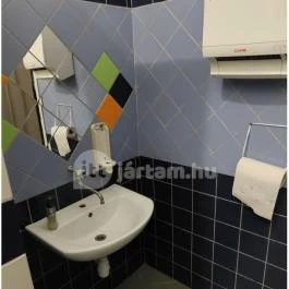 Róna Étterem, Komádi - Mosdó