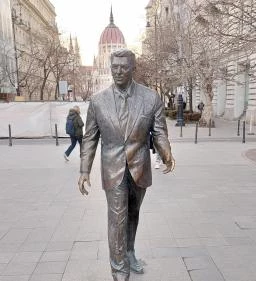 Ronald Reagan szobra