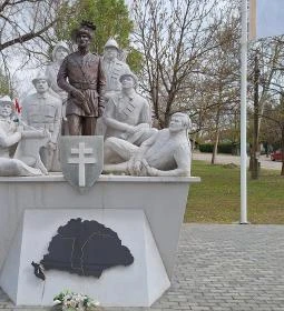 Rongyos Gárda-emlékmű 