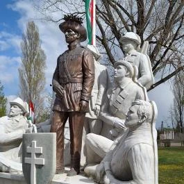 Rongyos Gárda-emlékmű Ásotthalom - Egyéb