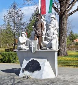 Rongyos Gárda-emlékmű 