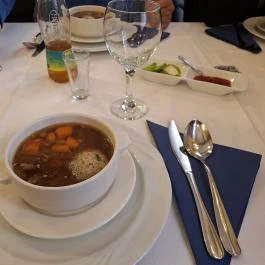 Rosenstein Vendéglő Budapest - Étel/ital