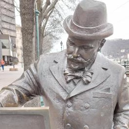 Roskovics Ignác szobra, Budapest - Külső kép