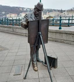 Roskovics Ignác szobra