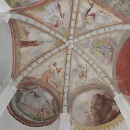 Rotunda Kiszombor - Belső