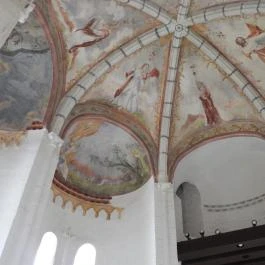 Rotunda Kiszombor - Belső