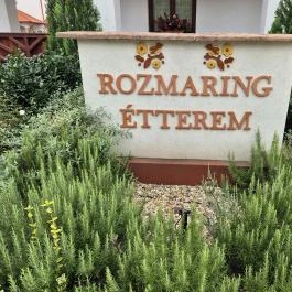 Rozmaring Étterem, Varsány - Egyéb