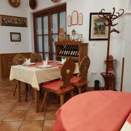 Rózsa Étterem Mezőkövesd - Belső