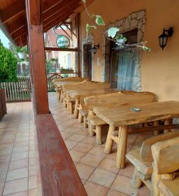 Rózsakert Fogadó étterme