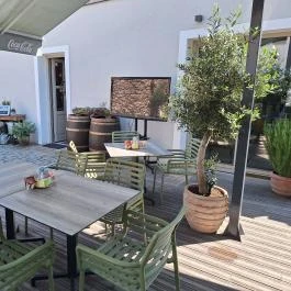 Rózy Tapolca - Belső