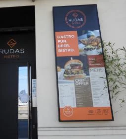 Rudas Restaurant & Bar