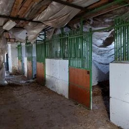 Rudnay-kastély Váchartyán - Belső