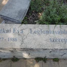 Ruttkai Éva szobra Budapest - Egyéb