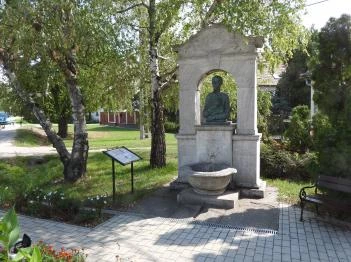 Sajnovics János emlékkút Tordas