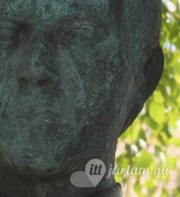 Sajnovics János emlékkút