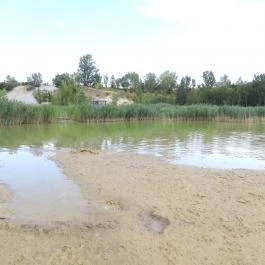 Salföldi bányatavak, Ábrahámhegy - Külső kép