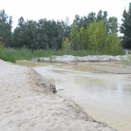 Salföldi bányatavak, Ábrahámhegy - Külső kép
