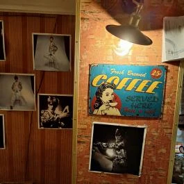 Salon Drinks & Cuts, Budapest - Egyéb