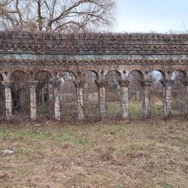 Az elfelejtett kastély, Debrecen - Külső kép