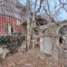 Az elfelejtett kastély, Debrecen - Külső kép