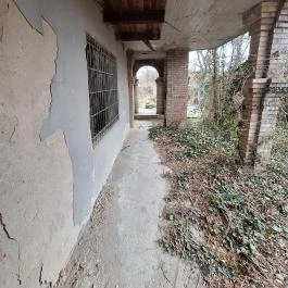 Az elfelejtett kastély, Debrecen - Külső kép