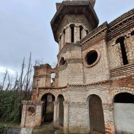 Az elfelejtett kastély, Debrecen - Külső kép