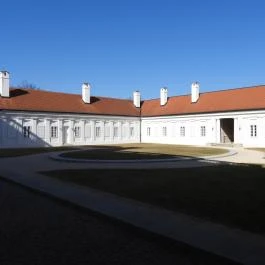 Sándor-Metternich-kastély Bajna - Külső kép