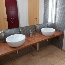 Sándor-Metternich-kastély, Bajna - Egyéb