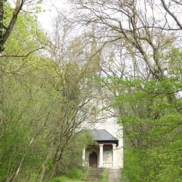 Sándor-Metternich sírkápolna, Gyarmatpuszta - Külső kép