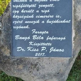 Sárgarigó-szobor Buják - Egyéb