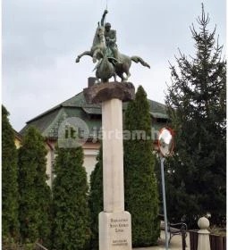 306. legjobb látnivaló: Sárkányölő Szent György Lovag