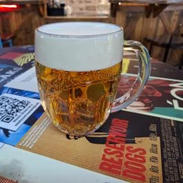 SarkiTanszék Budapest - Étel/ital