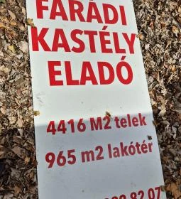 Sarlay-kastély