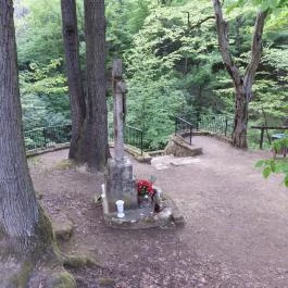 Sarlós Boldogasszony kápolna, Csobánka - Külső kép