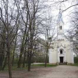 Sarlós Boldogasszony-kegykápolna Máriakálnok - Külső kép