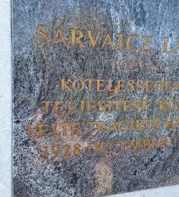 Sarvajc-kereszt és kilátó