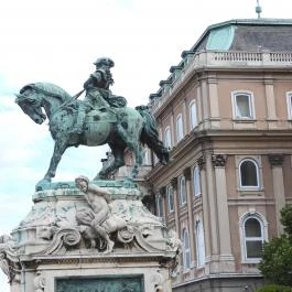 Savoyai Jenő herceg lovasszobra Budapest - Külső kép
