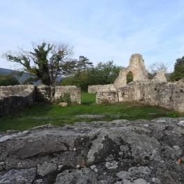 Schlossberg templomrom Mecseknádasd - Külső kép