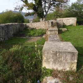 Schlossberg templomrom Mecseknádasd - Külső kép