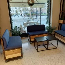 Séf Asztala - Kossuth Lajos tér, Budapest - Belső