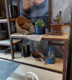 Séf Asztala - Kossuth Lajos tér