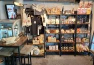 Semmi Extra Budapest